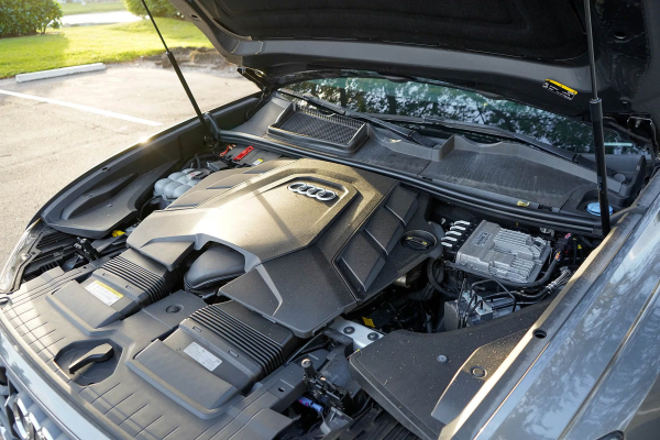 2019 Audi Q8 3.0T Quattro Prestige - Image 11