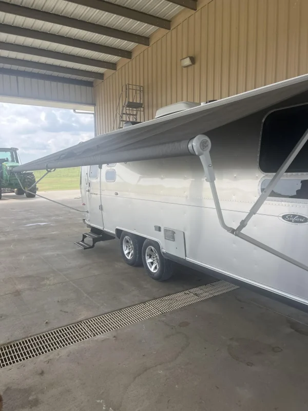 2008 Airstream 27′ Safari Special Edition - Image 37