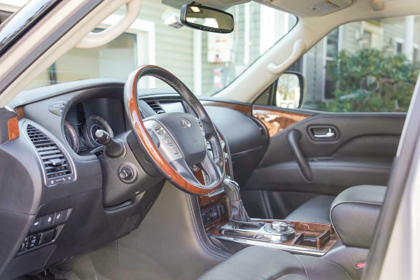 2019 Infiniti QX80 Luxe - Image 13