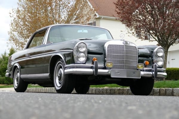 1967 Mercedes-Benz 300SE Coupe - Image 13