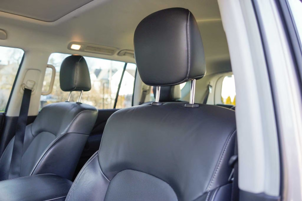 2019 Infiniti QX80 Luxe - Image 14