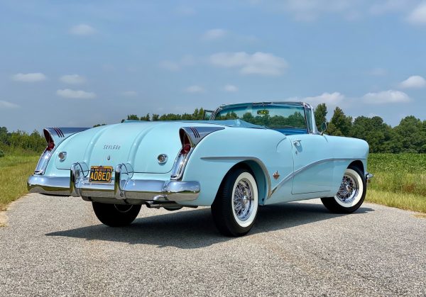1954 Buick Skylark Malibu Blue - Image 14