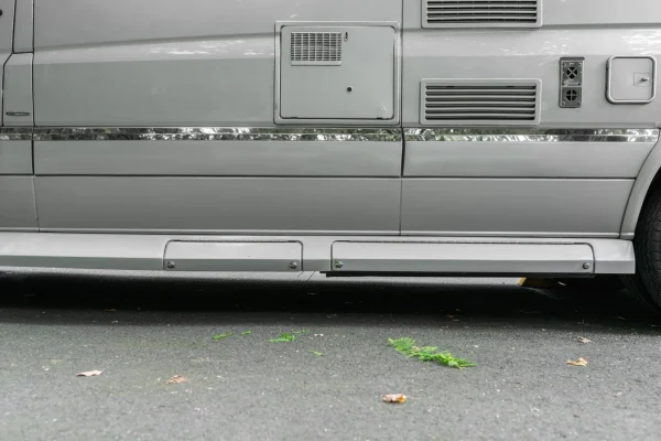 2014 Winnebago Era 70X - Image 40