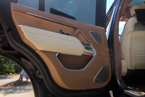 2023 Land Rover Range Rover SV LWB - Image 43