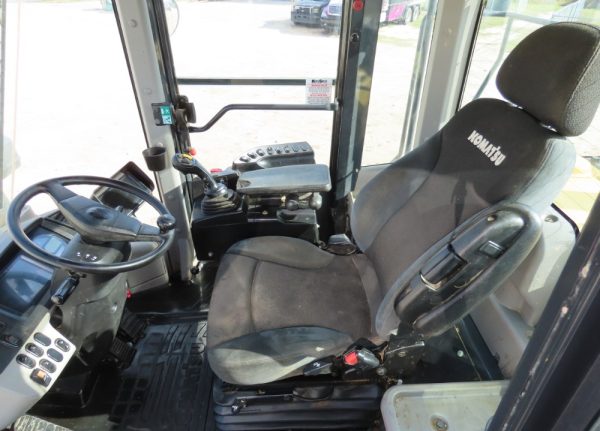 2019 Komatsu WA380-8 Wheel Loader A/C Cab Hydraulic Q/C Bucket - Image 16