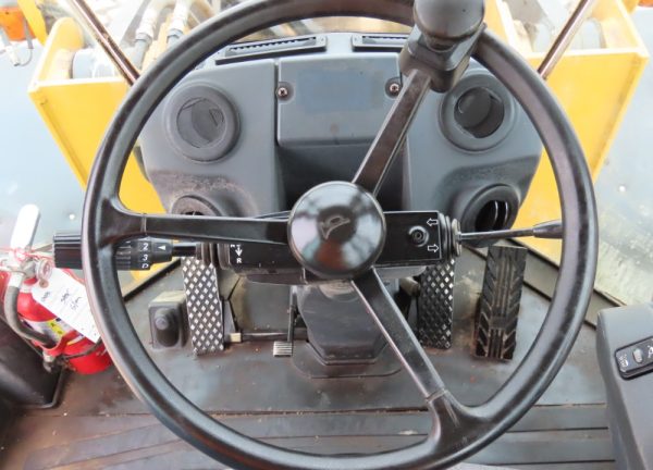 2018 John Deere 644K Wheel Loader Cab AC Diesel Tractor 124" Bucket - Image 16