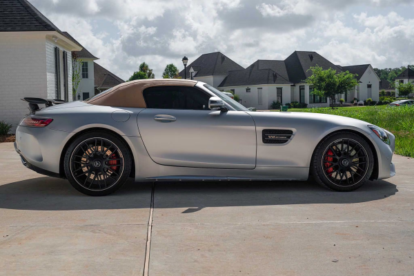 2018 Mercedes-Benz AMG GT C Roadster - Image 16