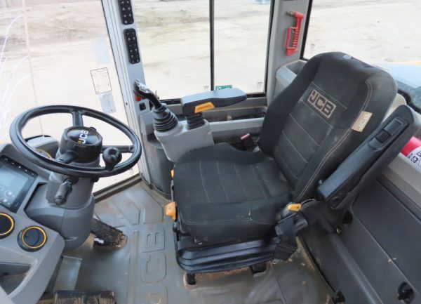 2017 JCB 427 Wheel Loader A/C Cab Hydraulic Q/C Bucket Aux Hyd - Image 16