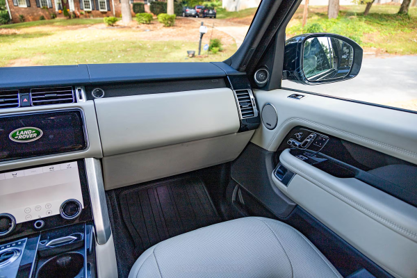 2021 Land Rover Range Rover HSE Westminster Edition - Image 17