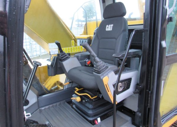 2018 Caterpillar 320GC Hydraulic Excavator Trackhoe Tractor A/C Heat - Image 17