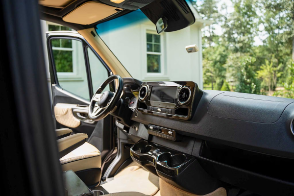 2019 Mercedes-Benz Sprinter 2500 Ultimate Limo - Image 18
