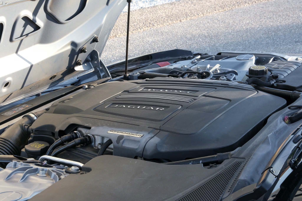 2014 Jaguar F-Type S Convertible - Image 18