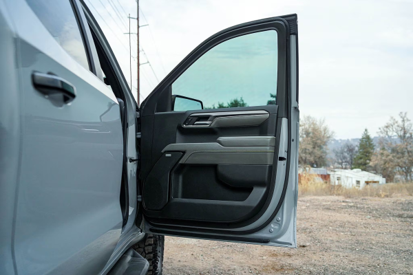 2024 Chevrolet Silverado 1500 ZR2 - Image 10