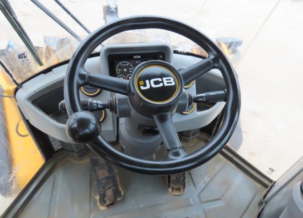 2017 JCB 427 Wheel Loader A/C Cab Hydraulic Q/C Bucket Aux Hyd - Image 18