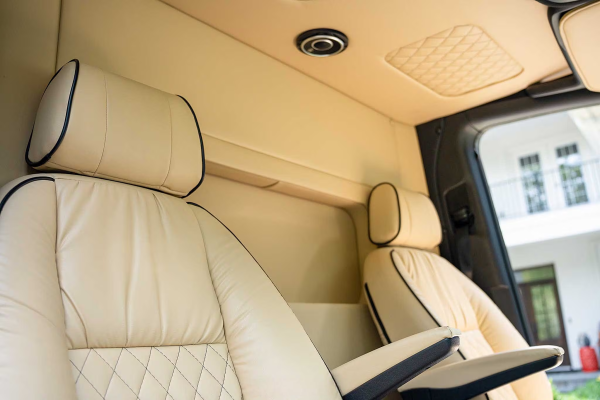 2019 Mercedes-Benz Sprinter 2500 Ultimate Limo - Image 19