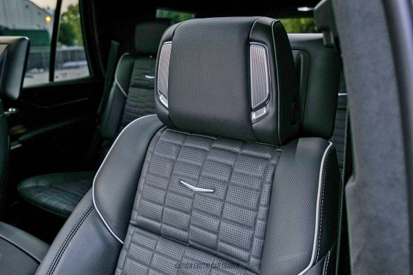 2024 Cadillac Escalade V - Image 19