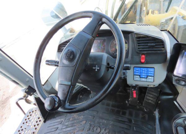 2019 Komatsu WA380-8 Wheel Loader A/C Cab Hydraulic Q/C Bucket - Image 19