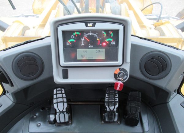 2015 Caterpillar 980M Articulated Wheel Loader ROPS Cab - Image 19
