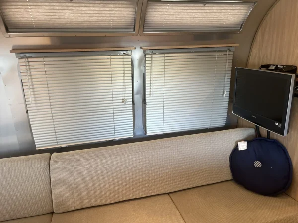 2008 Airstream 27′ Safari Special Edition - Image 45