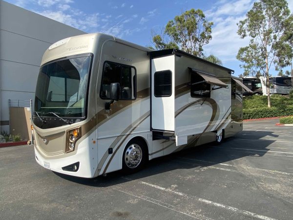 2013 Fleetwood Excursion 33A - Image 20