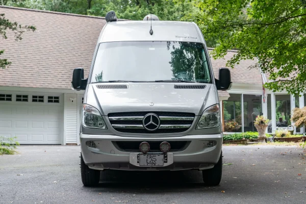 2014 Winnebago Era 70X - Image 28