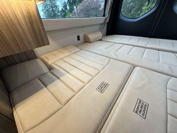 2020 Airstream Interstate 19 Tommy Bahama Edition 4x4 - Image 32