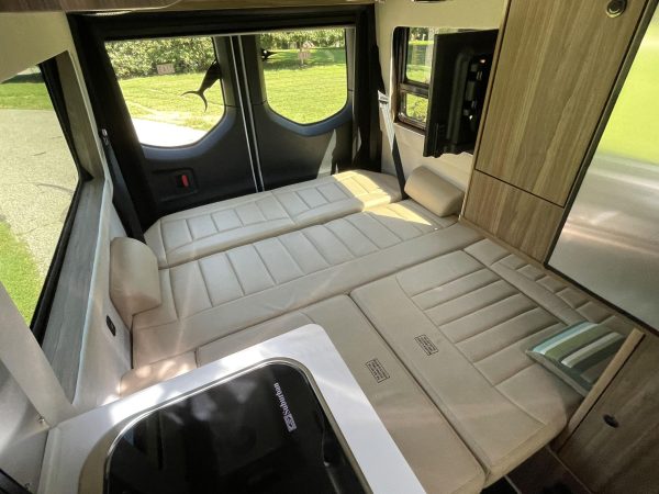 2020 Airstream Interstate 19 Tommy Bahama Edition 4x4 - Image 39