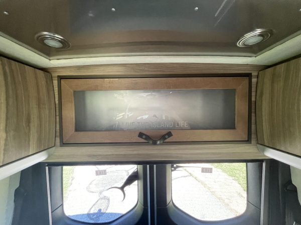 2020 Airstream Interstate 19 Tommy Bahama Edition 4x4 - Image 40