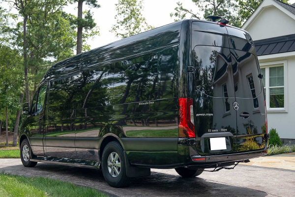 2019 Mercedes-Benz Sprinter 2500 Ultimate Limo - Image 3