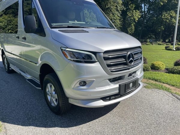 2020 Airstream Interstate 19 Tommy Bahama Edition 4x4 - Image 74