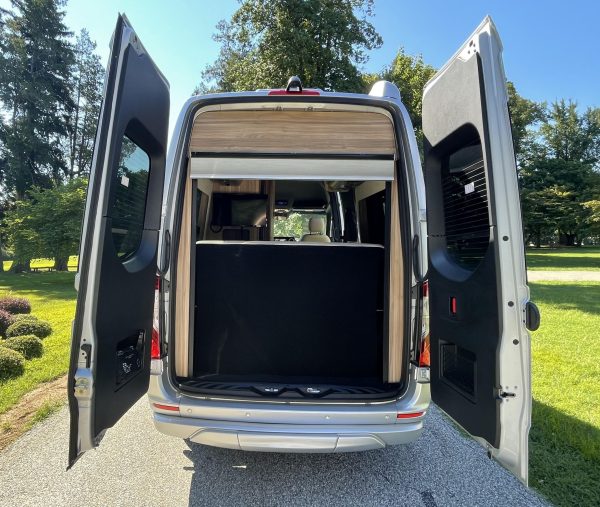 2020 Airstream Interstate 19 Tommy Bahama Edition 4x4 - Image 95