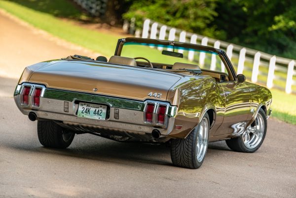 1970 Oldsmobile 442 Convertible - Image 3