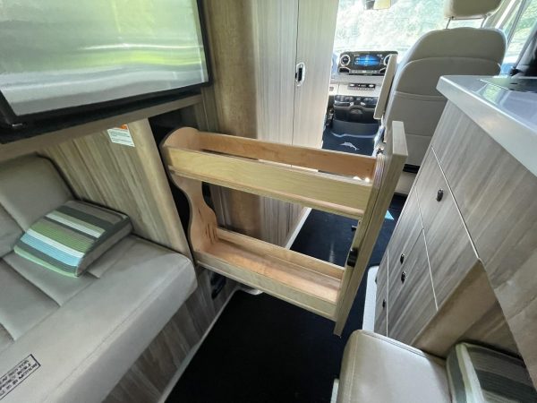 2020 Airstream Interstate 19 Tommy Bahama Edition 4x4 - Image 104