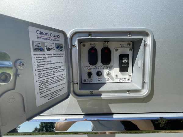 2020 Airstream Interstate 19 Tommy Bahama Edition 4x4 - Image 107