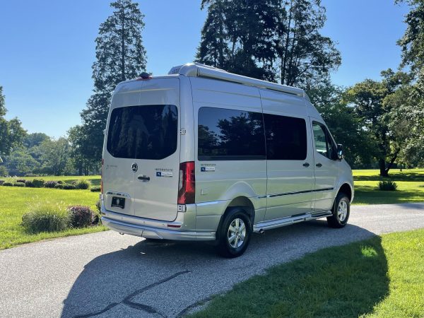 2020 Airstream Interstate 19 Tommy Bahama Edition 4x4 - Image 123