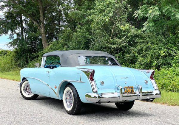 1954 Buick Skylark Malibu Blue - Image 3
