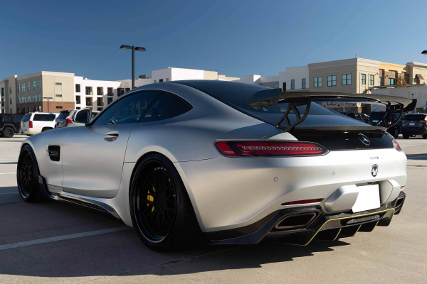 2016 Mercedes-Benz AMG GT S - Image 3