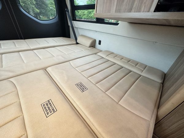 2020 Airstream Interstate 19 Tommy Bahama Edition 4x4 - Image 167