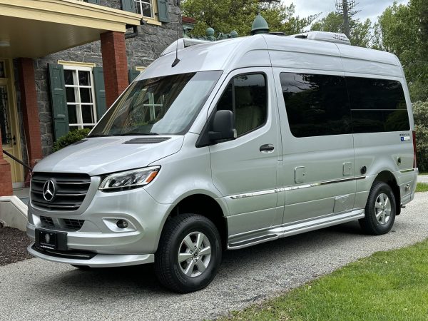 2020 Airstream Interstate 19 Tommy Bahama Edition 4x4 - Image 170