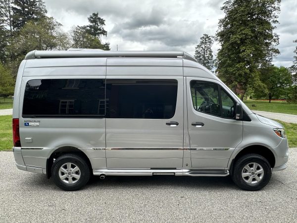 2020 Airstream Interstate 19 Tommy Bahama Edition 4x4 - Image 130