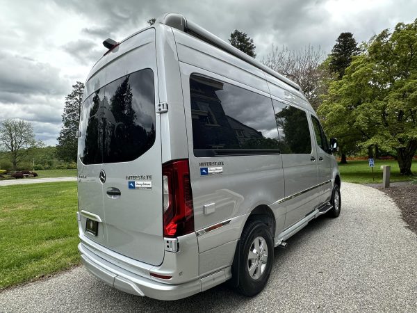 2020 Airstream Interstate 19 Tommy Bahama Edition 4x4 - Image 180