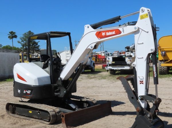 2020 Bobcat E42 Mini Excavator Rubber Tracks