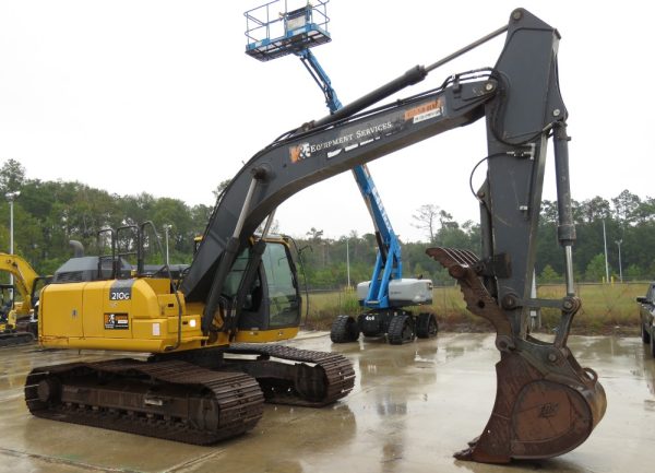 2018 John Deere 210G LC Excavator A/C Cab Aux Hydraulic Thumb Trackhoe - Image 3