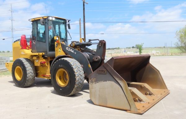 2017 John Deere 624K-II Wheel Loader Tractor A/C Cab Hyd Q/C Auto Shift - Image 3