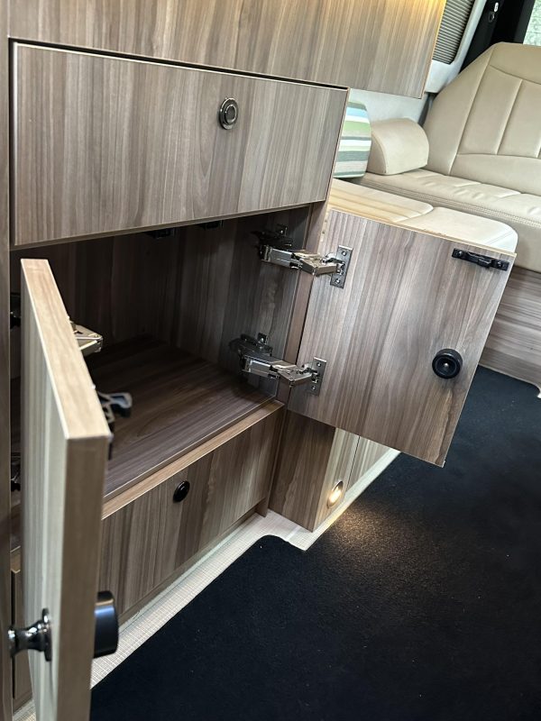 2020 Airstream Interstate 19 Tommy Bahama Edition 4x4 - Image 212