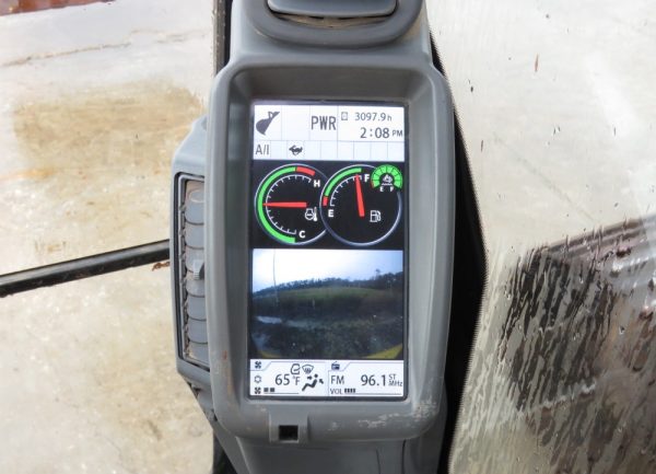 2018 John Deere 210G LC Excavator A/C Cab Aux Hydraulic Thumb Trackhoe - Image 21
