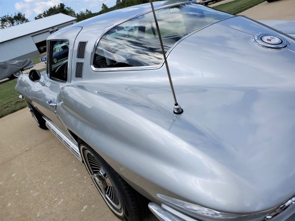 1965 Chevrolet Corvette - Image 22