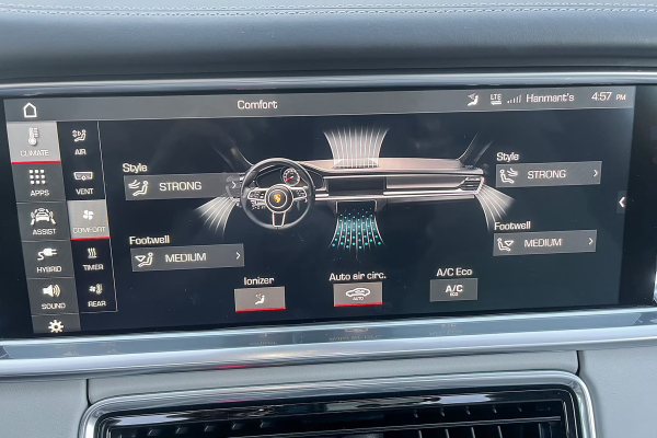 2018 Porsche Panamera 4 E-Hybrid - Image 22