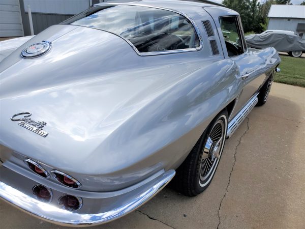 1965 Chevrolet Corvette - Image 23