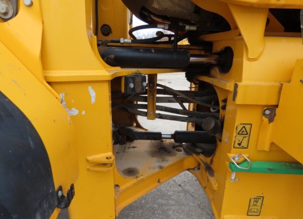 2017 JCB 427 Wheel Loader A/C Cab Hydraulic Q/C Bucket Aux Hyd - Image 25